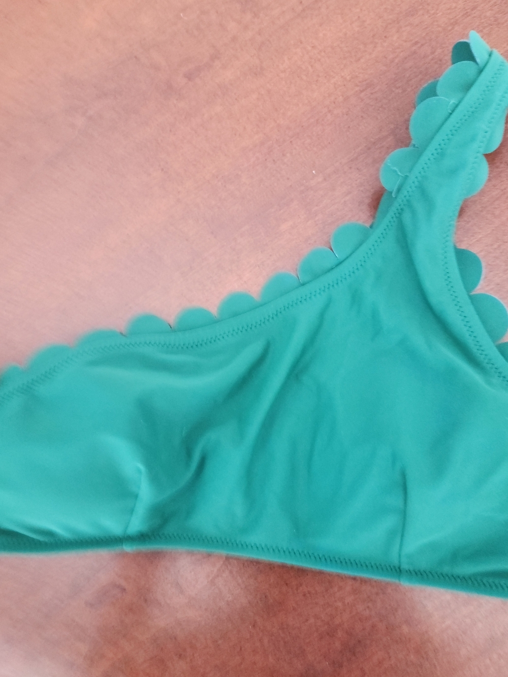 Cupshe Green One Shoulder Wide Scalloped Bikini Top Small